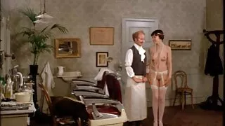 શ્યામ એક સ્ટાઇલિશ ડ્રેસ પર ખેંચાય છે અને એક માણસ દ્વારા રફ વાહિયાત બીપી સેક્સી પિક્ચર