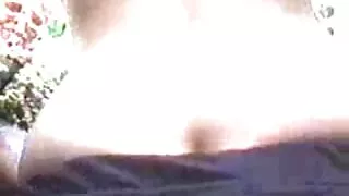 બે રશિયન ગર્લફ્રેન્ડને ઉદારતાપૂર્વક તેમના ગધેડામાં એક સેક્સી બીપી સેક્સી બીપી માણસ સાથે વાહિયાત