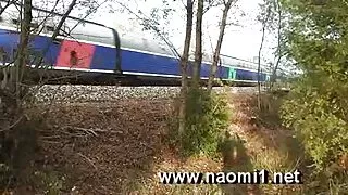 ફિશનેટ્સમાં સોસી લેડી બેડરૂમમાં તેના સેક્સી બીપી સેક્સી બીપી ભાગીદારને આત્મસમર્પણ કરે છે