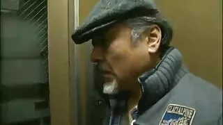 ક્રૂર પુરુષે લંપટ લાકડી સવારી અને ડોગી શૈલી પર લેટિના રોપ્યા બીપી ફિલ્મ સેક્સ